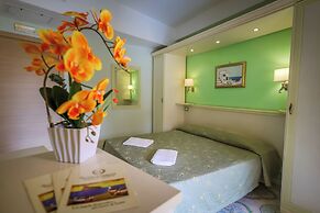 Hotel Rivamare