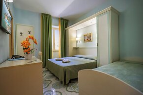 Hotel Rivamare