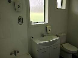 Queens Park Motels