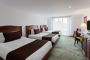 Hotel Embassy Park