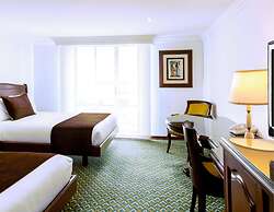 Hotel Embassy Park