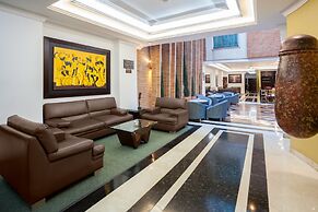 Hotel Embassy Park