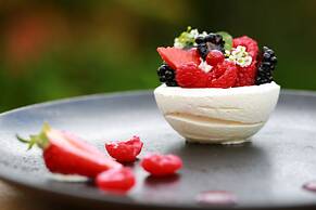 Hotel Spa & Restaurant Cantemerle