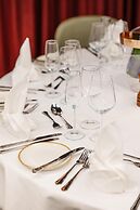 Radisson RED London Twickenham