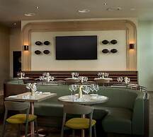 Radisson RED London Twickenham