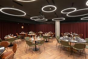 Radisson RED London Twickenham
