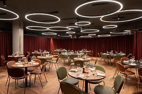 Radisson RED London Twickenham