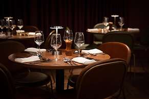 Radisson RED London Twickenham