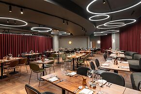 Radisson RED London Twickenham