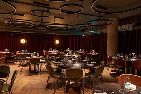 Radisson RED London Twickenham