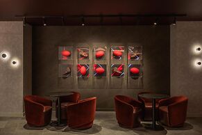 Radisson RED London Twickenham