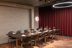 Radisson RED London Twickenham