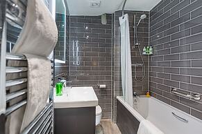 The George Hotel, Amesbury, Wiltshire