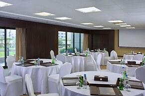TIME Oak Hotel & Suites