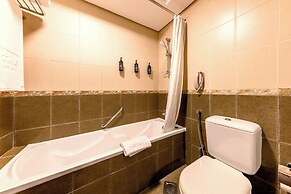 TIME Oak Hotel & Suites
