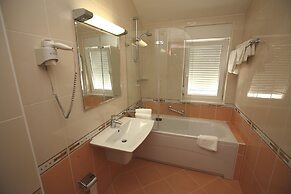 Hotel Trogir Palace