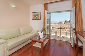 Hotel Trogir Palace