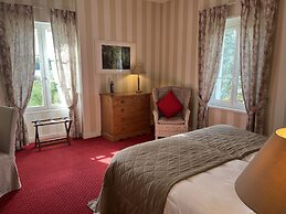 Le Fleuray Hotel & Restaurant