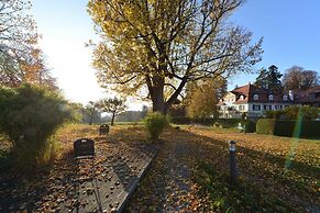 Schlossgut Oberambach BioHotel und Vitalzentrum