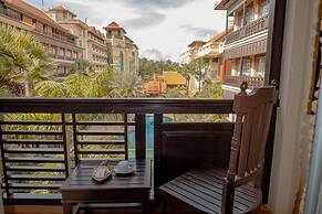 Empress Angkor Resort & Spa