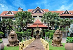 Empress Angkor Resort & Spa