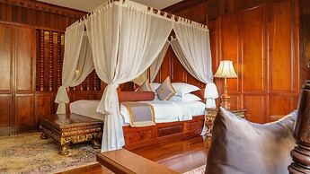 Empress Angkor Resort & Spa