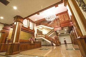 Empress Angkor Resort & Spa
