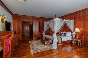 Empress Angkor Resort & Spa