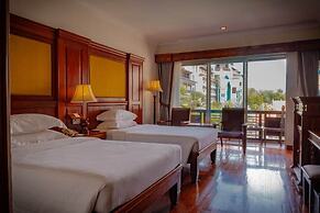 Empress Angkor Resort & Spa