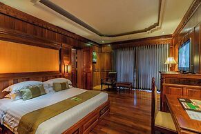 Empress Angkor Resort & Spa