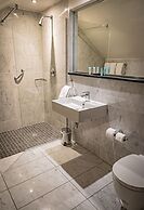 Eyre Square Hotel