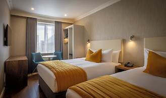 Eyre Square Hotel