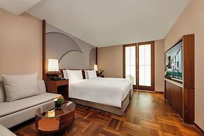 Maxx by Steigenberger on the Bund