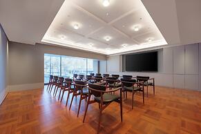 Maxx by Steigenberger on the Bund