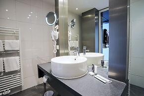 Pannonia Tower Hotel Parndorf