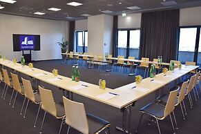 Pannonia Tower Hotel Parndorf