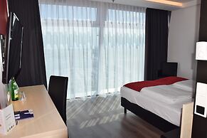 Pannonia Tower Hotel Parndorf