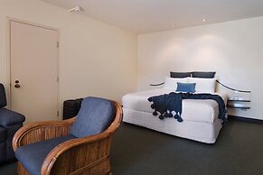 Beach Hotel Resort
