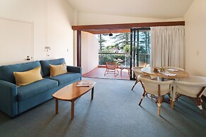 Beach Hotel Resort