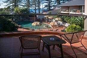 Beach Hotel Resort