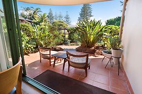 Beach Hotel Resort