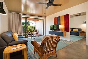 Beach Hotel Resort