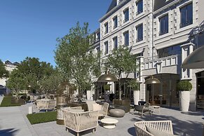 Grand Hôtel de Courtoisville