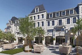 Grand Hôtel de Courtoisville