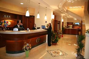 Ranch Palace Hotel