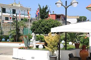Ranch Palace Hotel