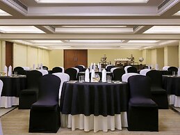 Grand Mercure Vadodara Surya Palace Hotel