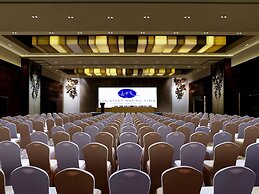 Grand Mercure Vadodara Surya Palace Hotel