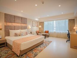 Grand Mercure Vadodara Surya Palace Hotel