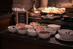 Grand Mercure Vadodara Surya Palace Hotel